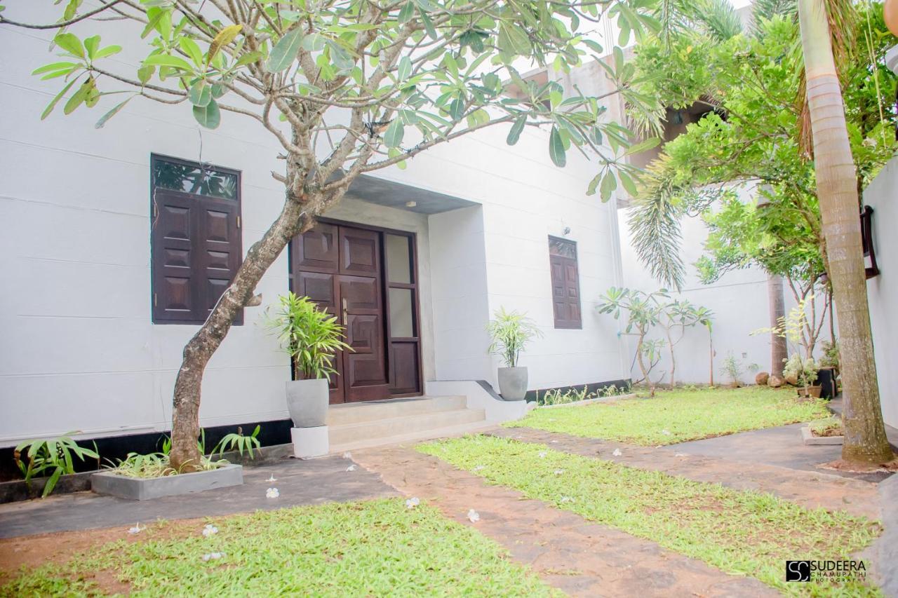 Blooming Polhena Bed & Breakfast Matara Exterior photo